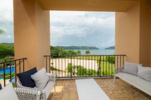 Bella Vista 4A 3 bdrs ocean view in Los Suenos