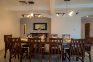 Casa Patron 6 bdrs pool in Los Suenos