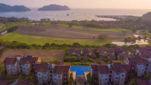 Miramar 5B 2 bdr Ocean View in Los Suenos