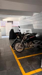 Gonzaga 2 Quartos com Suite wifi 750m garage