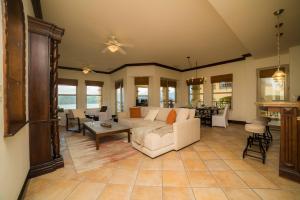 Marbella 2A 3 bdr Ocean View in Los Suenos