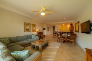 Del Mar 3i 3 bdr Ocean View in Los Suenos