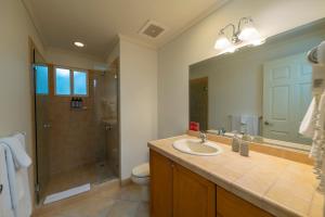 Del Mar 4O 2 bdr Garden View in Los Suenos