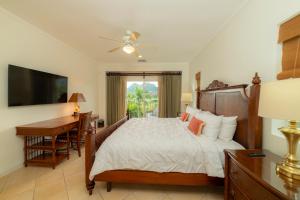 Del Mar 4G 3 bdr Garden View in Los Suenos