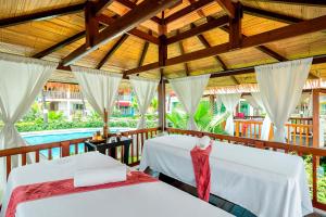Decameron Isleño -Inclusive