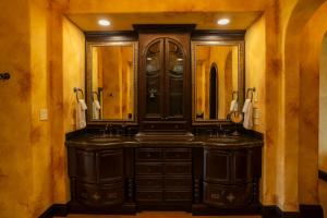 Villa Angel 4 bdr Ocean View pool in Los Suenos