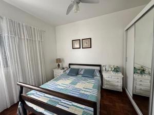 Apartamento a 50 metros da praia do Guarujá