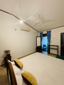 Talalla Village Tourist Inn
