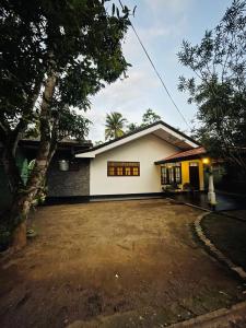 Talalla Village Tourist Inn