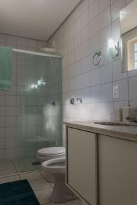 Apartamento térreo com área privativa a 200 metros do mar