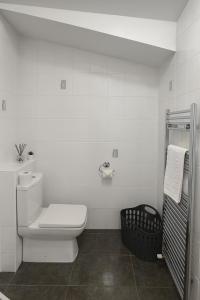 Two Bedroom Apartment in Prime Location