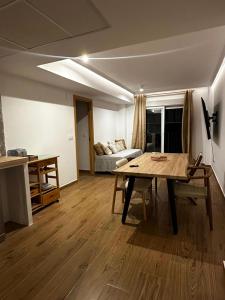 Primera línea, playa, piscina y amanecer