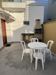 Casa 3 dormitórios no Campeche, 3 camas, 1500 m da praia