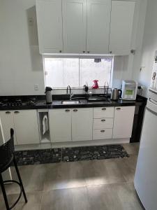 Casa 3 dormitórios no Campeche, 3 camas, 1500 m da praia