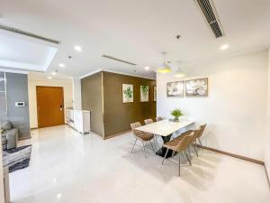 Vinhomes Central Park - 4-bedroom apartment