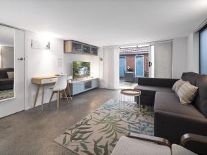 Surfie Pad 10 min walk to Beach and Dining