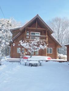 Siodomi Marinki share wood lodge, pets allowed