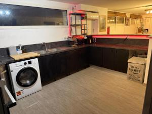 South of France Oasis 1 Bed Villa with a Private Garden