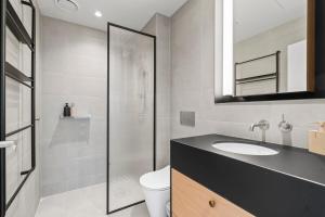 Japandi Style and Excellent Views 1BR near Crown