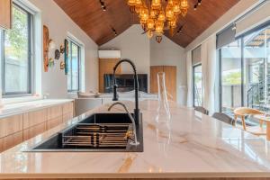 V280 If You Need Luxury This Is The Place Fully Smart