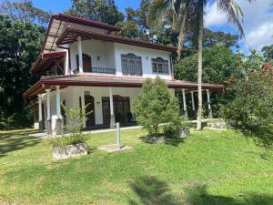 BIHANSA HOUSE - Imaduwa