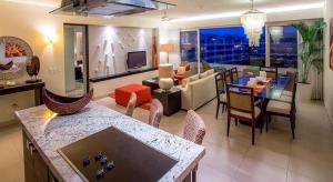 Beach Front PH with marvelous views