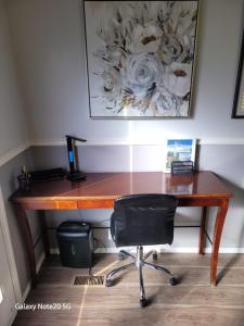 townhouse with jacuzzi and 1 car garage