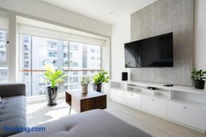 Barranco-Miraflores 2BR OceanView Modern Apt up to 6 guests!