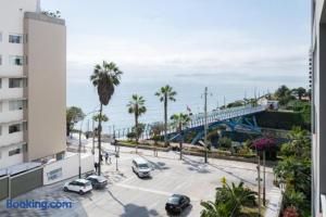 Barranco-Miraflores 2BR OceanView Modern Apt up to 6 guests!
