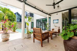 Sarah Place Private Tropical Villa