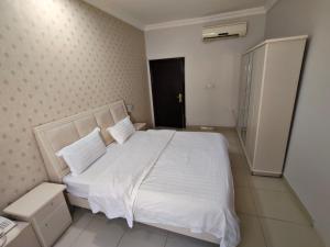 نجوم التعمير للشقق المخدومة