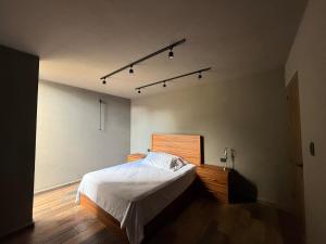 Enso House in Valle de Bravo