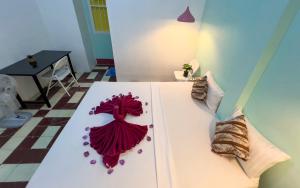 Social Backpacker Hostel & Rooftop Bar