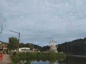 Lake View Homestay