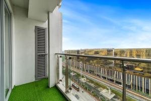 Elegant Studio City View near Airport, City of Dreams, Okada, Solaire, PARQAL, Ayala Malls, and MOA