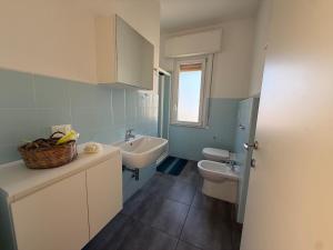 Modern two-room apartment with balconies, parking and 6 seats