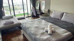 Premier Suite Seaview 3 minute to gurney