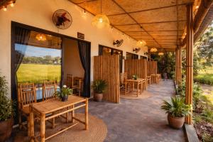 Ruộng Homestay