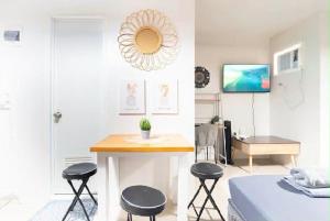 Plumera Condo Near Airport Malls & Schools with Elevator223