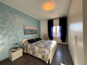 Modern two-room apartment with AC, WiFi and parking space