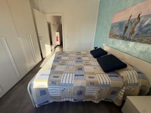 Modern two-room apartment with AC, WiFi and parking space