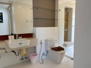 Avatara Beachfront - Best Rooftop Pool & Ocean Views