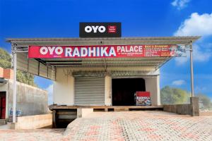 SPOT ON Radhika palace