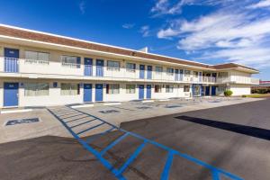 Motel 6-Phoenix, AZ - North Bell Road