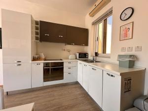 Sliema Penthouse with Large Terrace