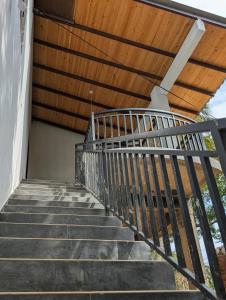 CALMORA Home Stay
