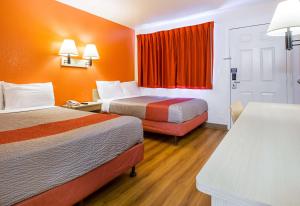 Quadruple Room room in Motel 6 Mesa North