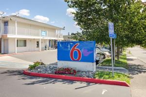 Motel 6-Tacoma, WA - South