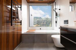 Hilltop Hideaway - Walk to Cataract Gorge