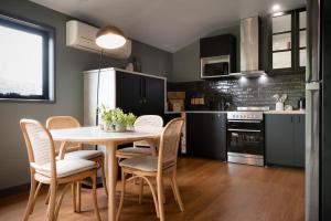 Launceston Hilltop Hideaway - Walk to Cataract Gorge Single Room lobby